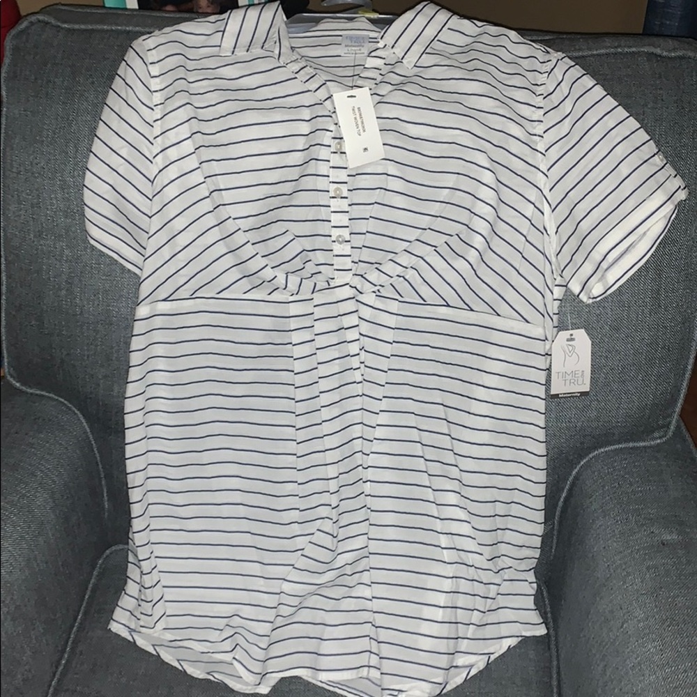 BNWT Cute Maternity Blouse
